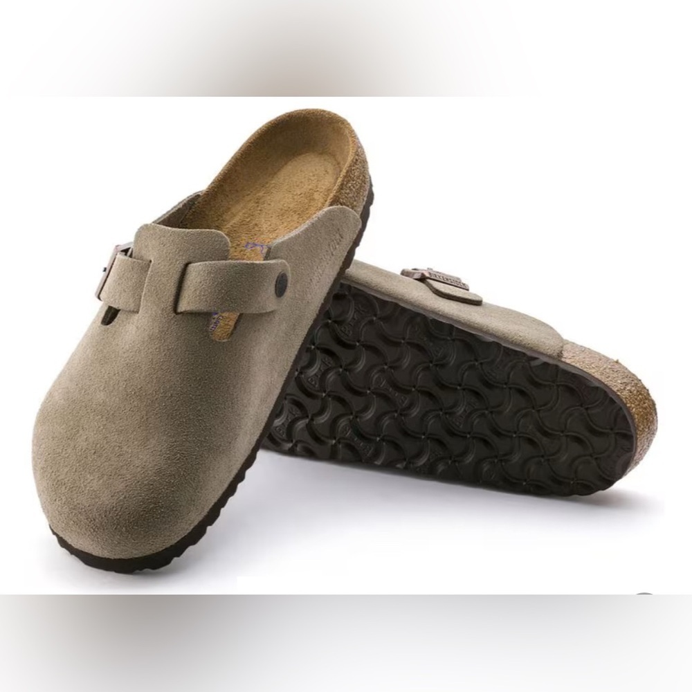 BIRKENSTOCK Boston Soft Footbed
Suede Leather